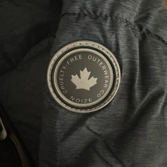 Noize Puffer Winter Jacket in a Heathered Navy - Picture 7 of 8